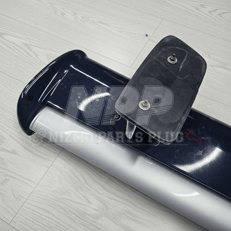 ギャラリービューアに画像をロードする, NISSAN BNR34 GTR REAR AIR SPOILER ASSEMBLY