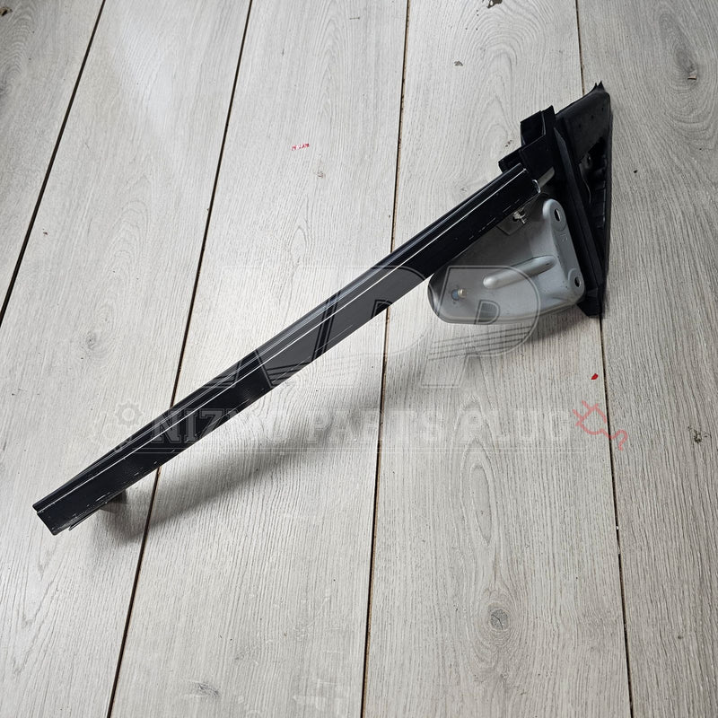 Load image into Gallery viewer, Nissan R33 Skyline Coupe RH Mirror Molding Rail Assembly - NizmoPartsPlug