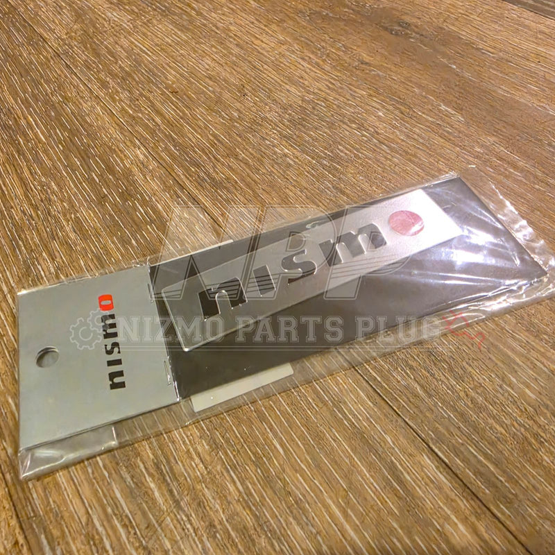 Load image into Gallery viewer, Nissan Mid Logo Nismo Emblem Silver Version