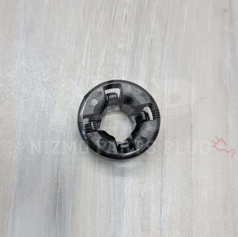 Cargue la imagen en el visor de la galería, Nissan R34 Skyline GTT/GTR Hood Rod Mount Grommet