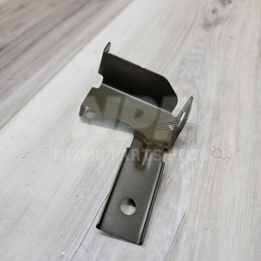 Soporte de montaje de la manguera del servofreno del Nissan R34 Skyline