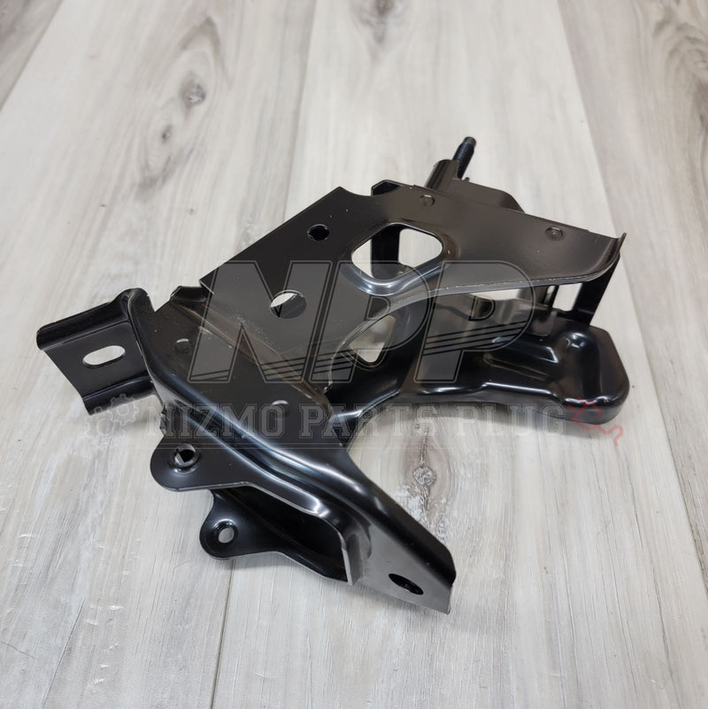 Load image into Gallery viewer, Nissan R34 Skyline Clutch Pedal Mounting Bracket Assembly - NizmoPartsPlug