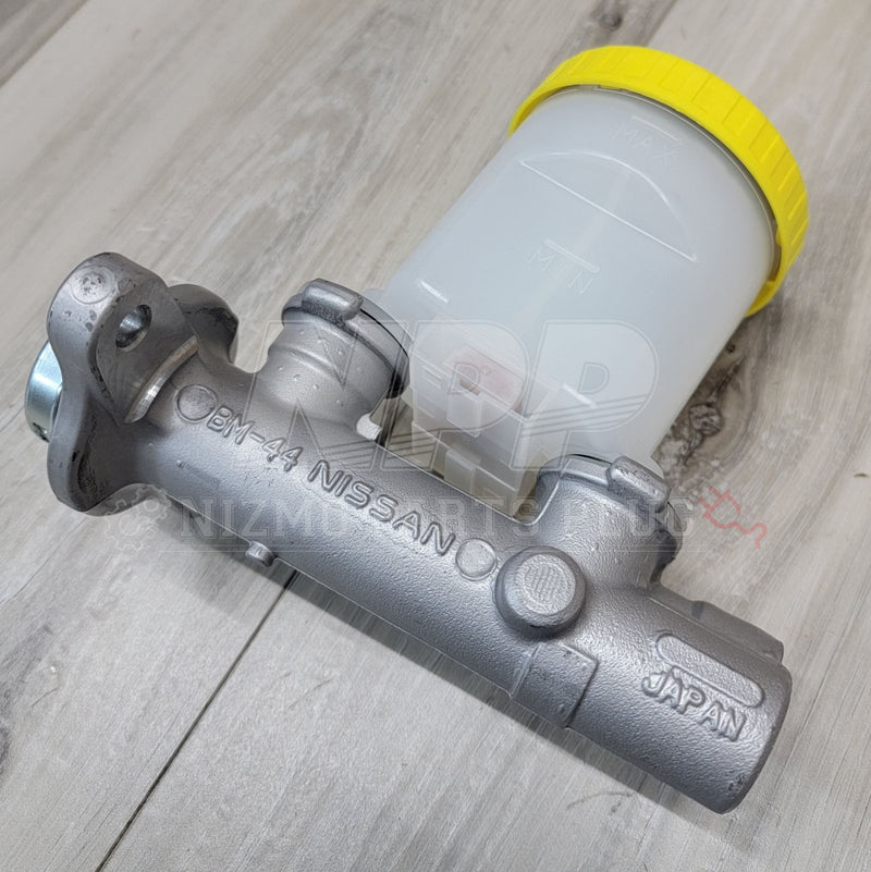 Load image into Gallery viewer, Nissan R32 Skyline GTR N1 Brake Master Cylinder Assembly - NizmoPartsPlug