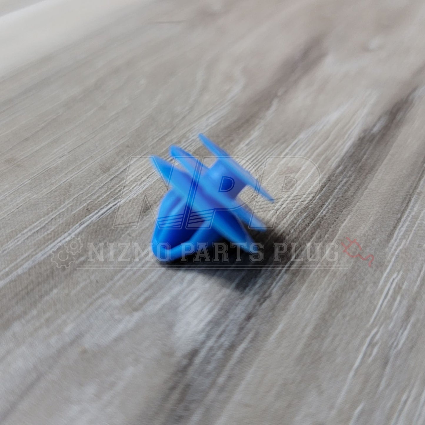Nissan R34 Skyline Door Panel Interior Mounting Clip - NizmoPartsPlug
