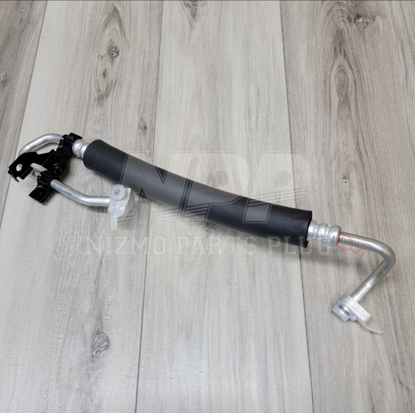 Nissan R34 Skyline GT/GTR High-Pressure AC Hose Assembly - NizmoPartsPlug