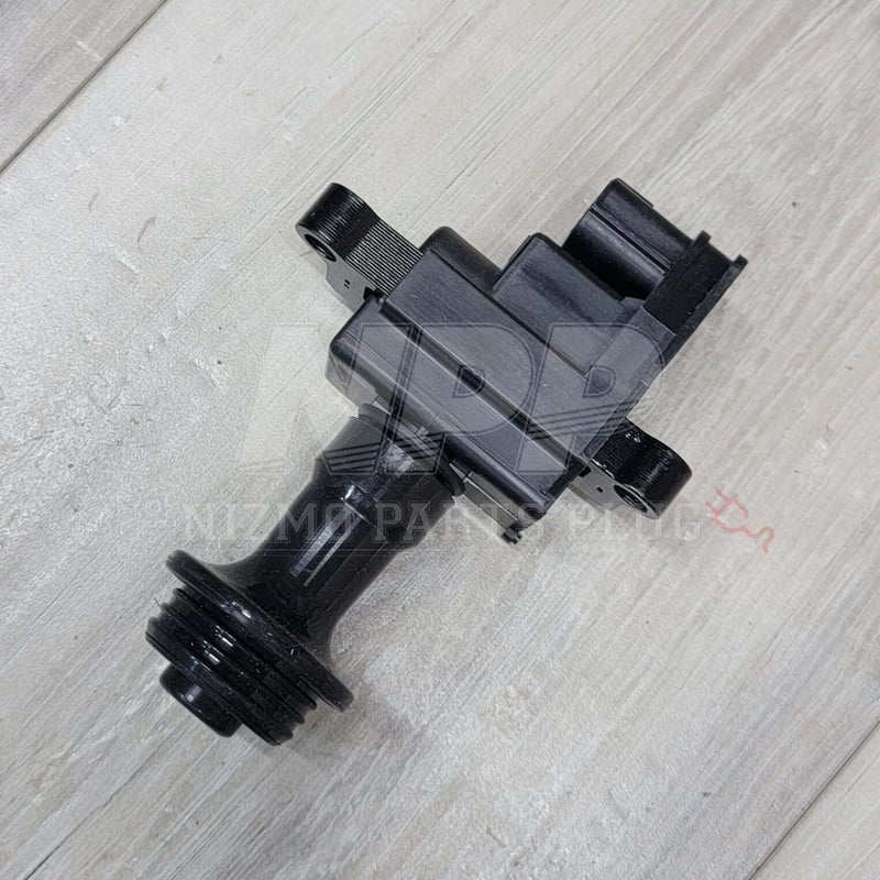 Load image into Gallery viewer, WC34 Nissan Stagea RB25DET NEO Ignition Coilpack Assembly - NizmoPartsPlug