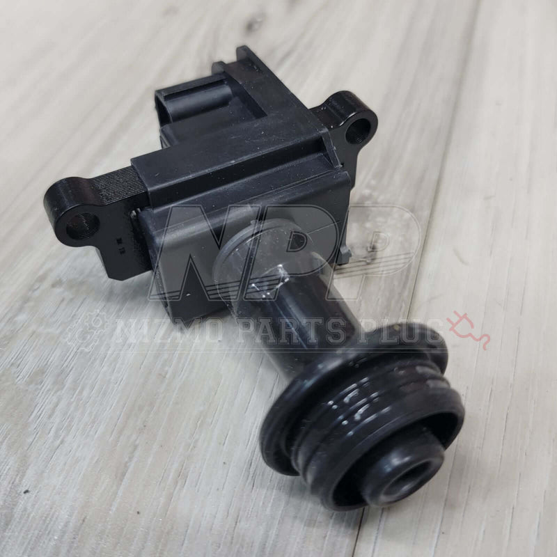 Load image into Gallery viewer, WC34 Nissan Stagea RB25DET NEO Ignition Coilpack Assembly - NizmoPartsPlug