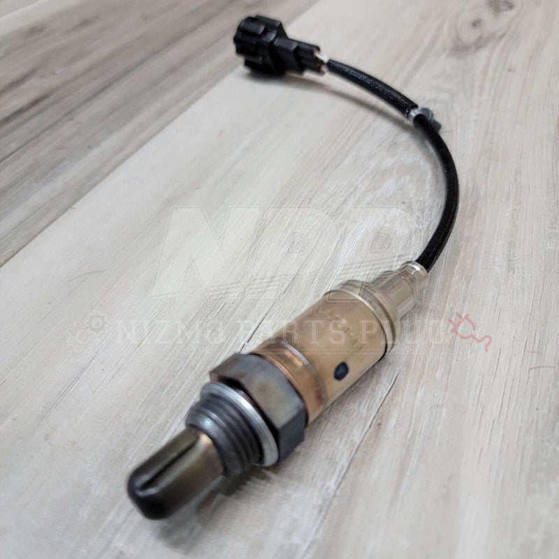 Load image into Gallery viewer, Nissan S13 Silvia SR20DET Oxygen Sensor (02) - NizmoPartsPlug