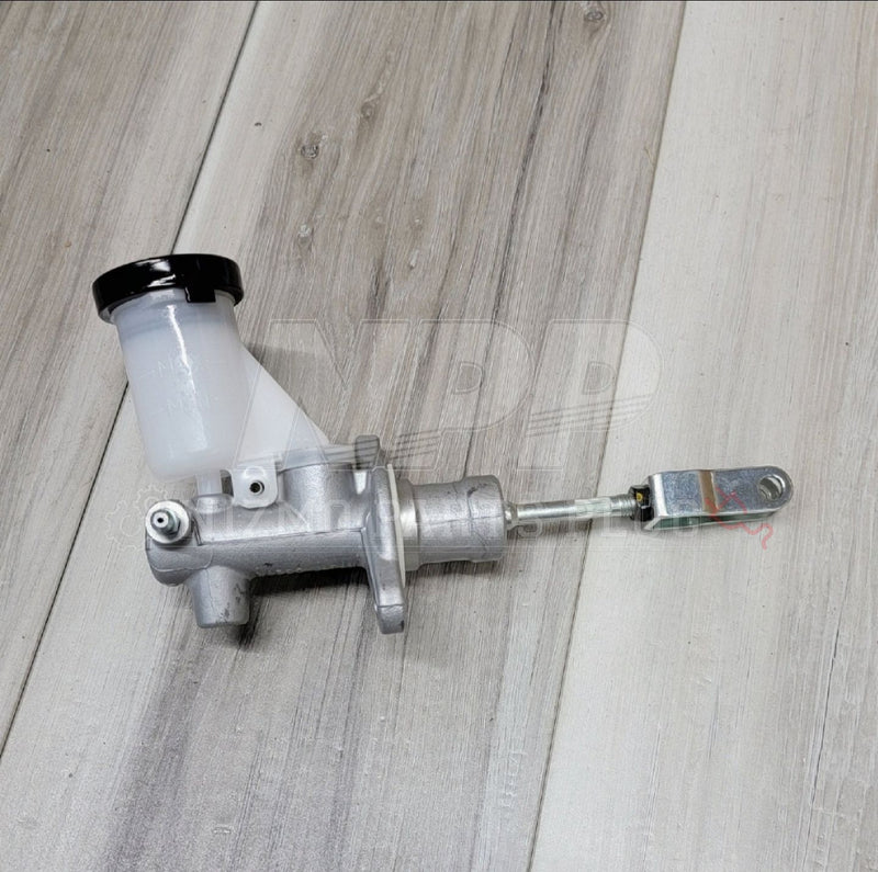 Load image into Gallery viewer, Nissan S14-15 Silvia R33 GTST Clutch Master Cylinder - NizmoPartsPlug