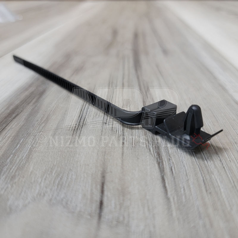 Load image into Gallery viewer, Nissan OEM Cable Ziptie Clip - NizmoPartsPlug