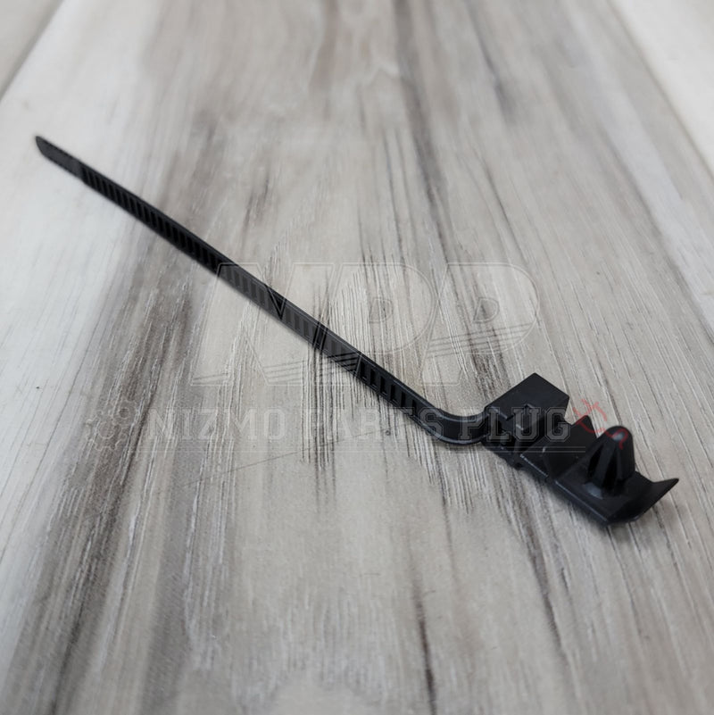 Load image into Gallery viewer, Nissan OEM Cable Ziptie Clip - NizmoPartsPlug
