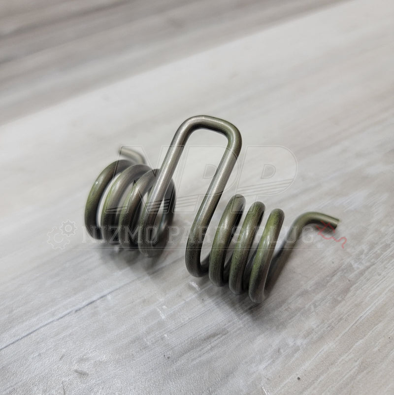 Load image into Gallery viewer, Nissan R34 Skyline Clutch Pedal Return Spring - NizmoPartsPlug