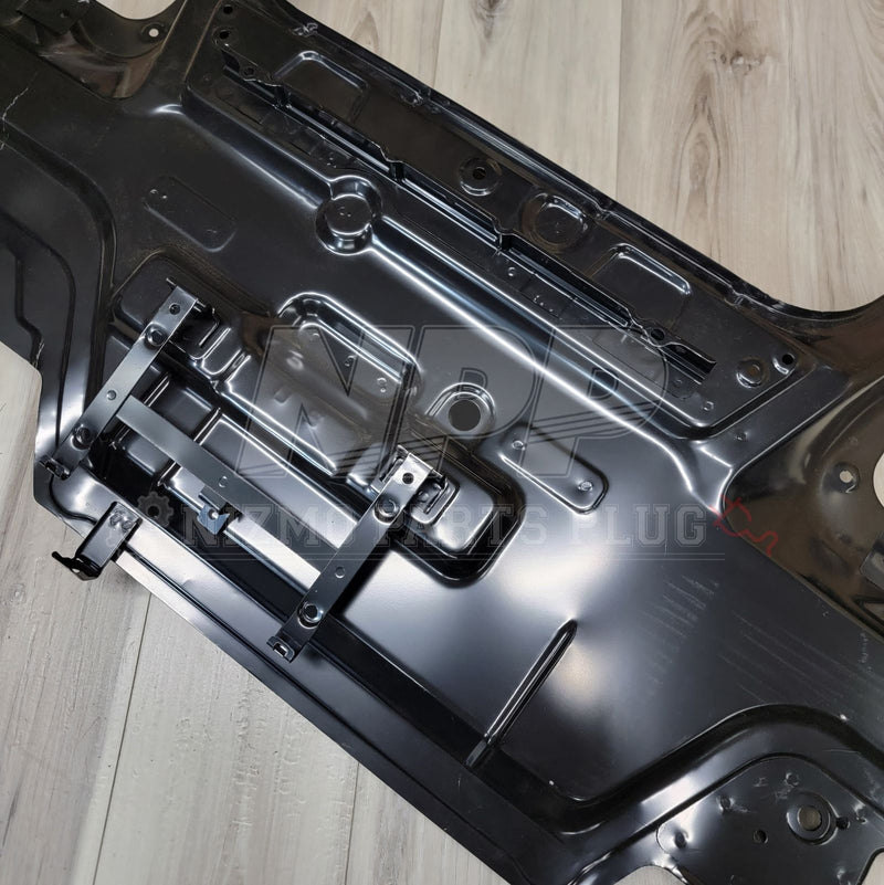Load image into Gallery viewer, Nissan R33 Skyline GTR Rear Trunk Body Structural Panel - NizmoPartsPlug