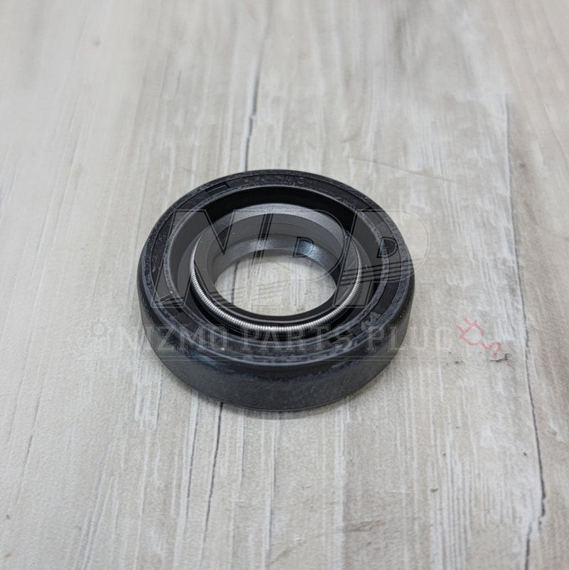 Load image into Gallery viewer, R32-34 Skyline GTR Transfer Case Refresh Oil Seal Set - NizmoPartsPlug