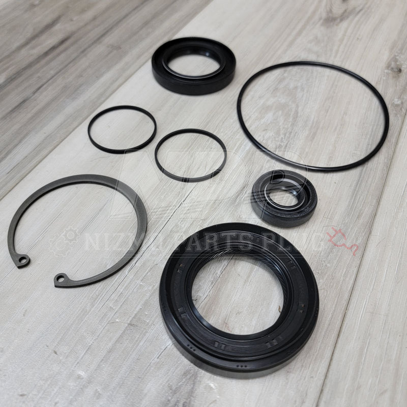 Load image into Gallery viewer, R32-34 Skyline GTR Transfer Case Refresh Oil Seal Set - NizmoPartsPlug
