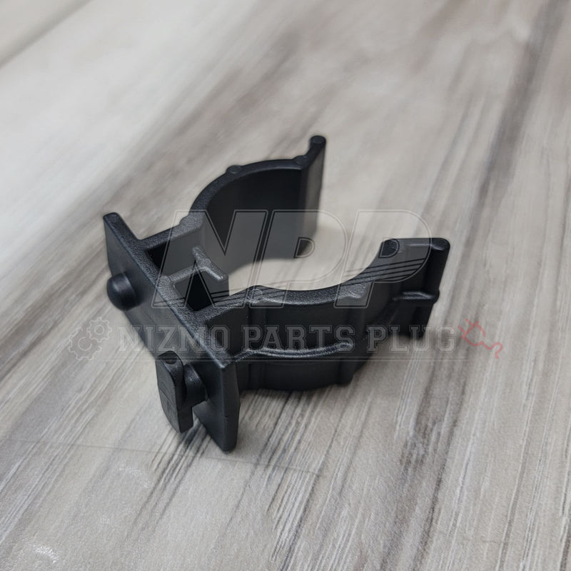 Load image into Gallery viewer, Nissan R34 Skyline Interior Kick Panel Flare Holder Clip - NizmoPartsPlug