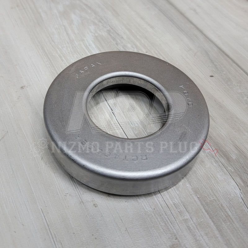 Load image into Gallery viewer, Nissan Pull Style Clutch Release Throw Out Bearing - NizmoPartsPlug