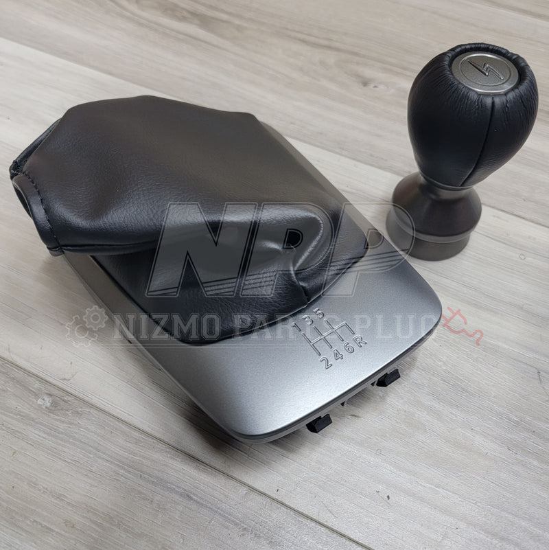 Load image into Gallery viewer, Nissan S15 Silvia 6-Speed Shift Boot Console Shifter Set - NizmoPartsPlug
