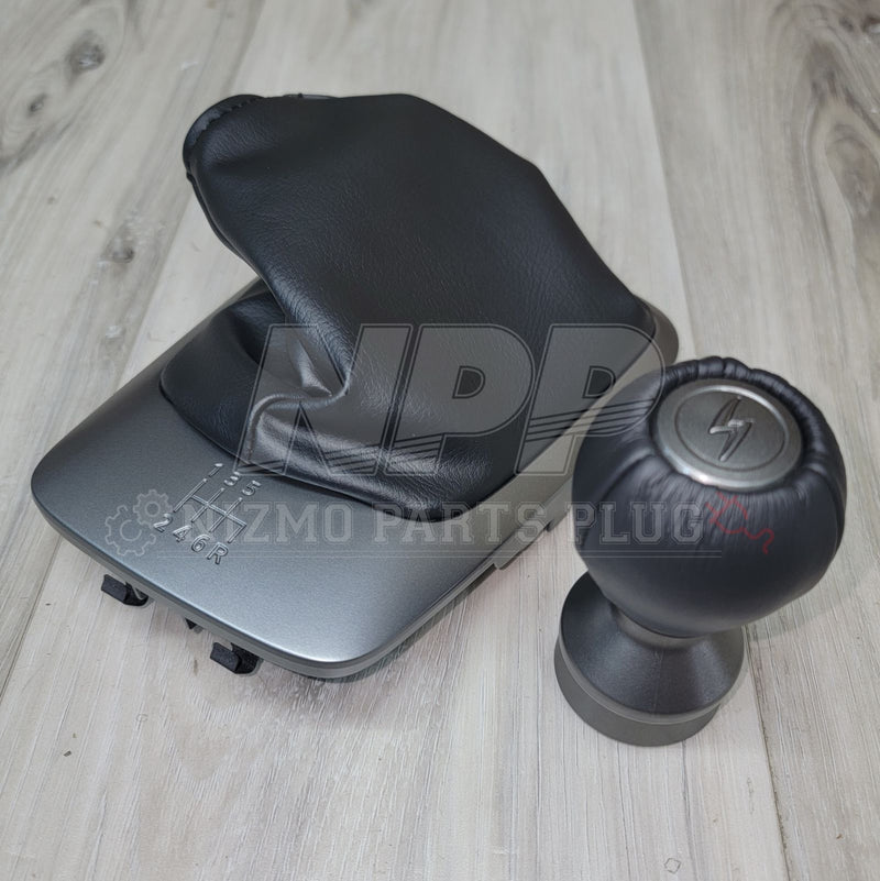 Load image into Gallery viewer, Nissan S15 Silvia 6-Speed Shift Boot Console Shifter Set - NizmoPartsPlug