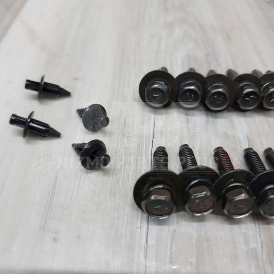 Juego de montaje de aletas del difusor trasero del Nissan R34 Skyline GTR V-Spec