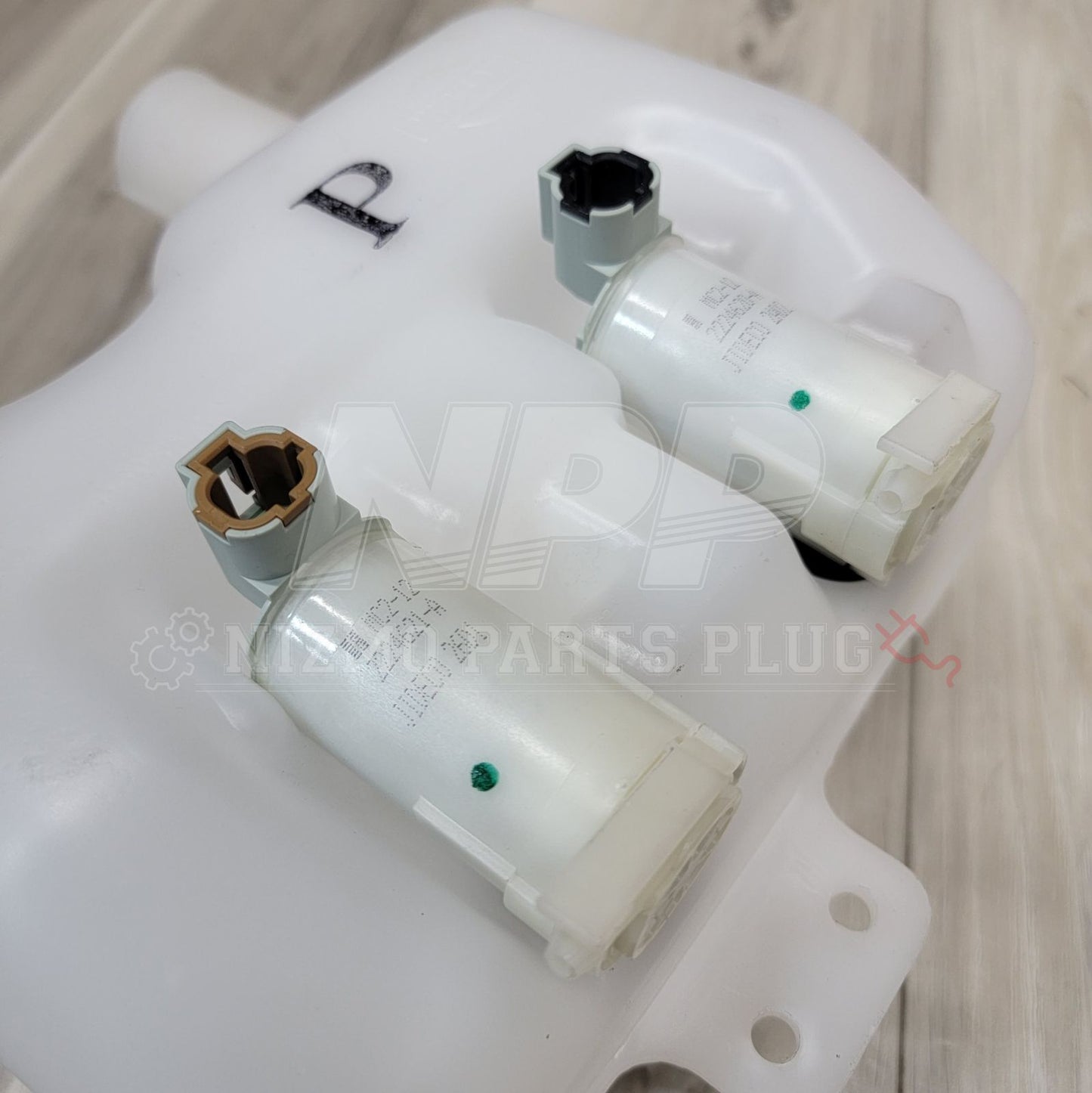 Nissan S15 Silvia Washer Reservoir Tank Assembly - NizmoPartsPlug