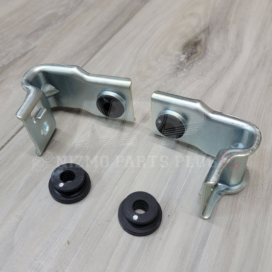 Conjunto de montaje superior del condensador del Nissan R34 Skyline