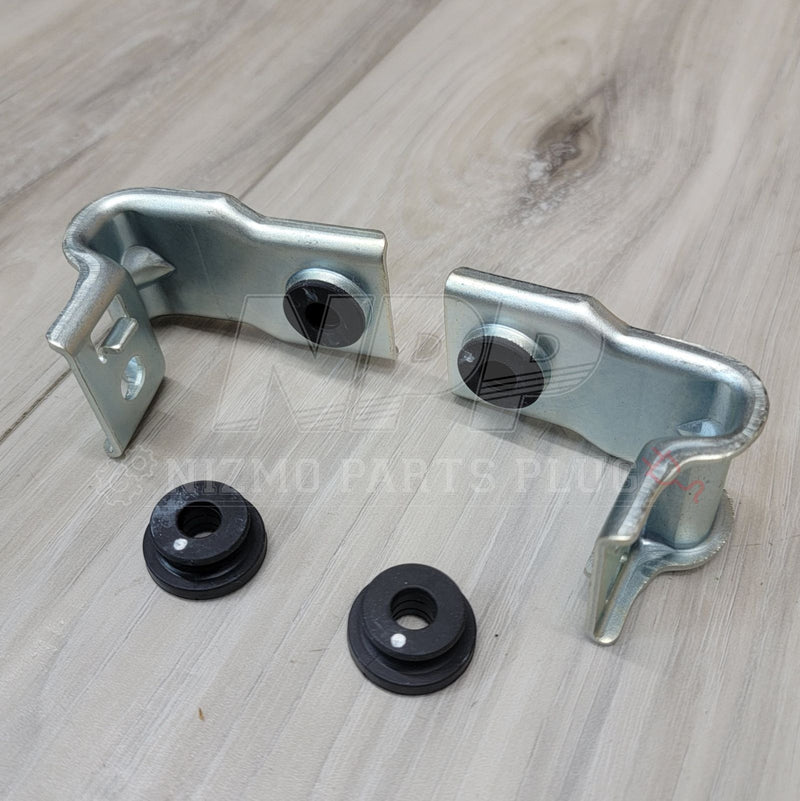 Load image into Gallery viewer, Nissan R34 Skyline Condenser Upper Mounting Set - NizmoPartsPlug