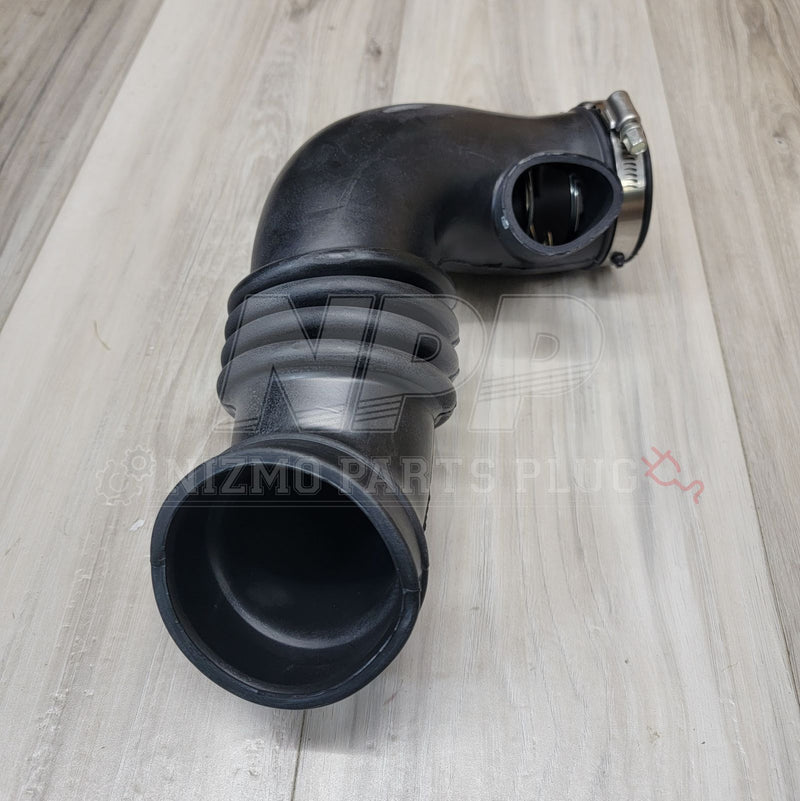 Load image into Gallery viewer, Nissan WGNC34 Stagea 260RS Intake Air Duct Inlet - NizmoPartsPlug