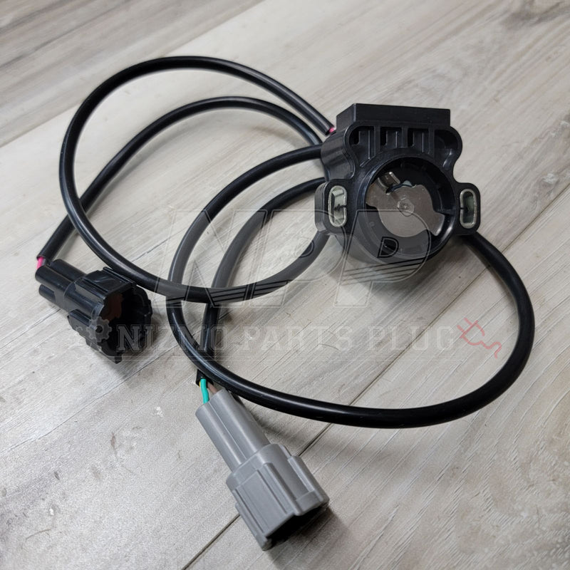 Load image into Gallery viewer, Nissan R34 Skyline GT/GTT Throttle Position Switch - NizmoPartsPlug