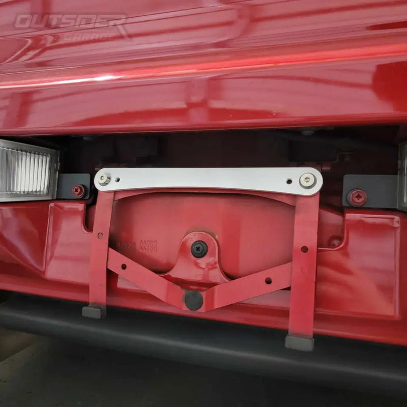 Cargue la imagen en el visor de la galería, JDM to US License plate adapter bracket - NizmoPartsPlug