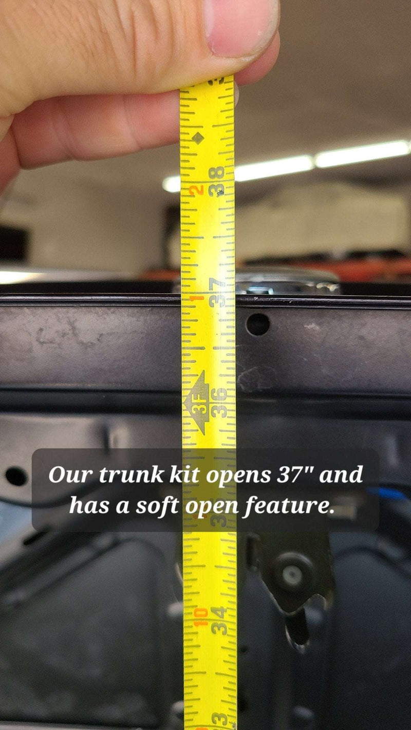 Load image into Gallery viewer, U.P.G. R33 Trunk Strut replacement kit
