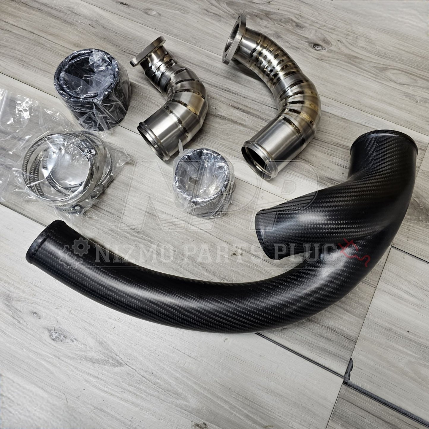 Muse Japan R32 GTR Dry Carbon x Titanium Air Inlet Pipe Set - NizmoPartsPlug
