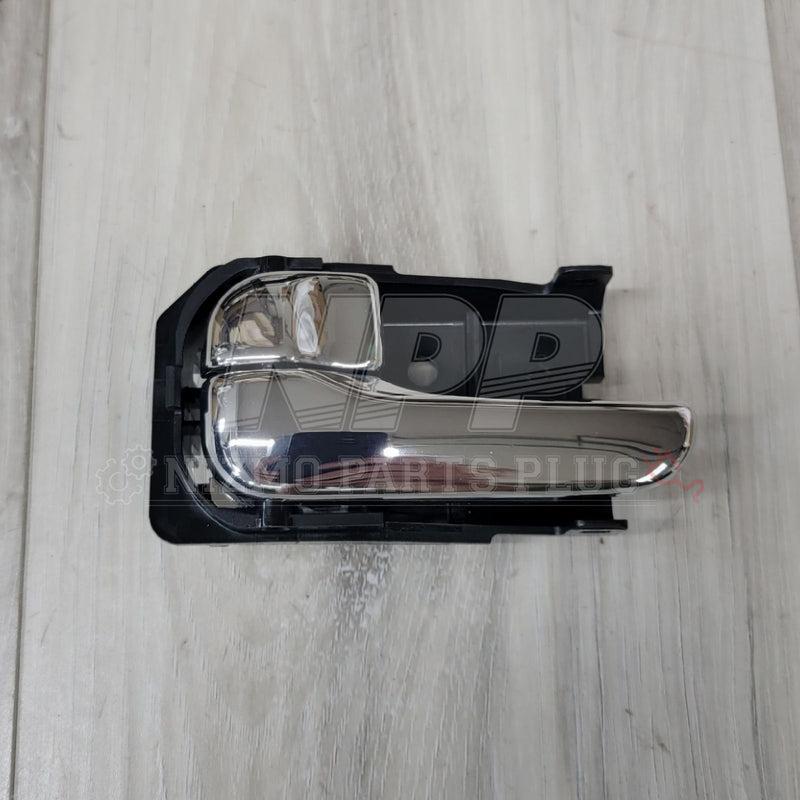 Load image into Gallery viewer, Nissan Y32 Cefiro Chrome LH Interior Door Handle - NizmoPartsPlug