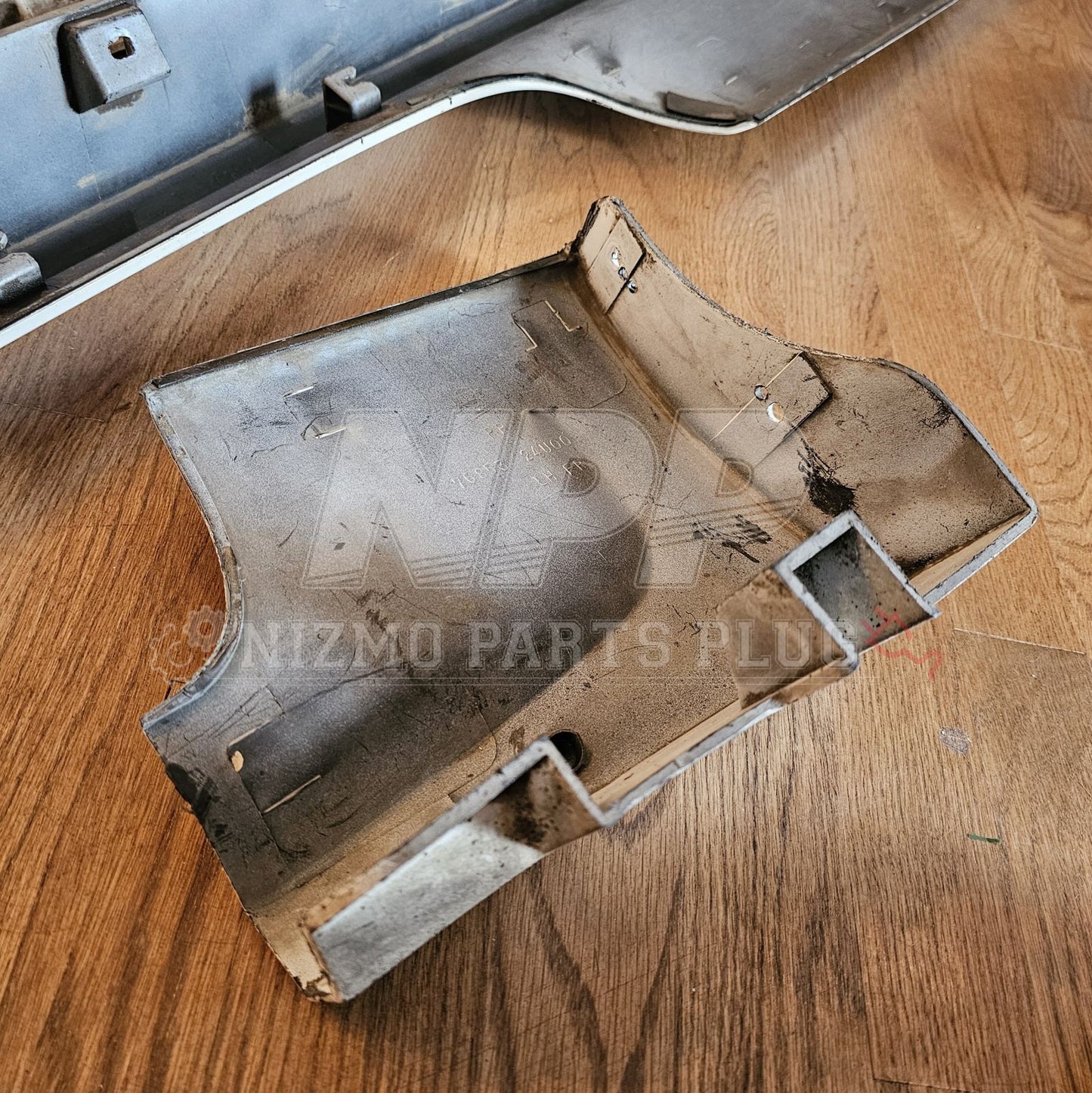 Nissan R33 Skyline GTR SideSkirt Set RH&LH (Local Pickup)