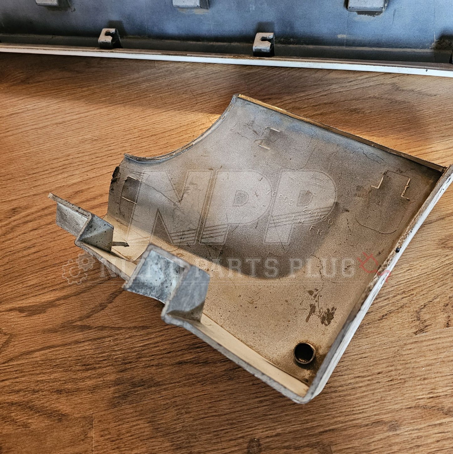 Nissan R33 Skyline GTR SideSkirt Set RH&LH (Local Pickup)