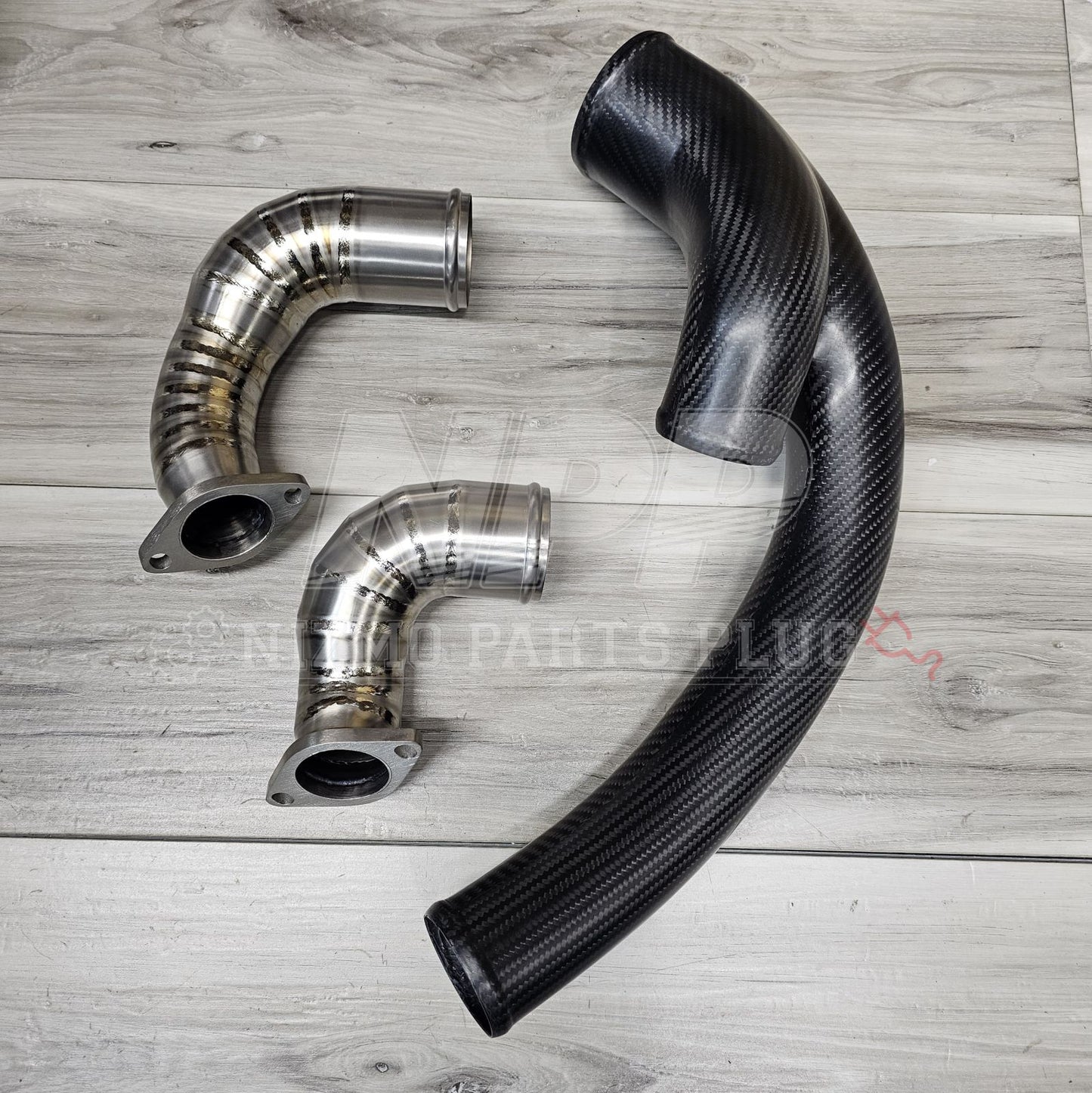 Muse Japan R32 GTR Dry Carbon x Titanium Air Inlet Pipe Set - NizmoPartsPlug