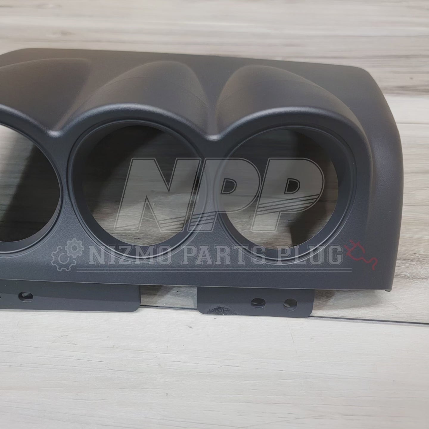R34 Skyline GTT Triple Gauge Meter Center Cover Assembly - NizmoPartsPlug