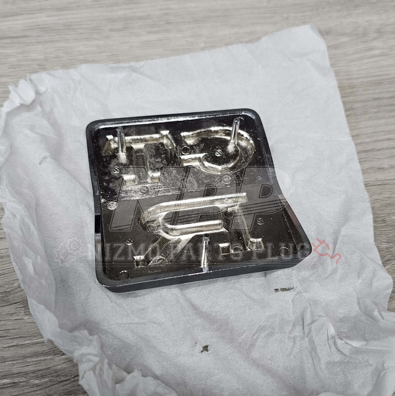 Load image into Gallery viewer, Nissan KPGC10 Skyline GTR Rear Emblem Hakosuka - NizmoPartsPlug