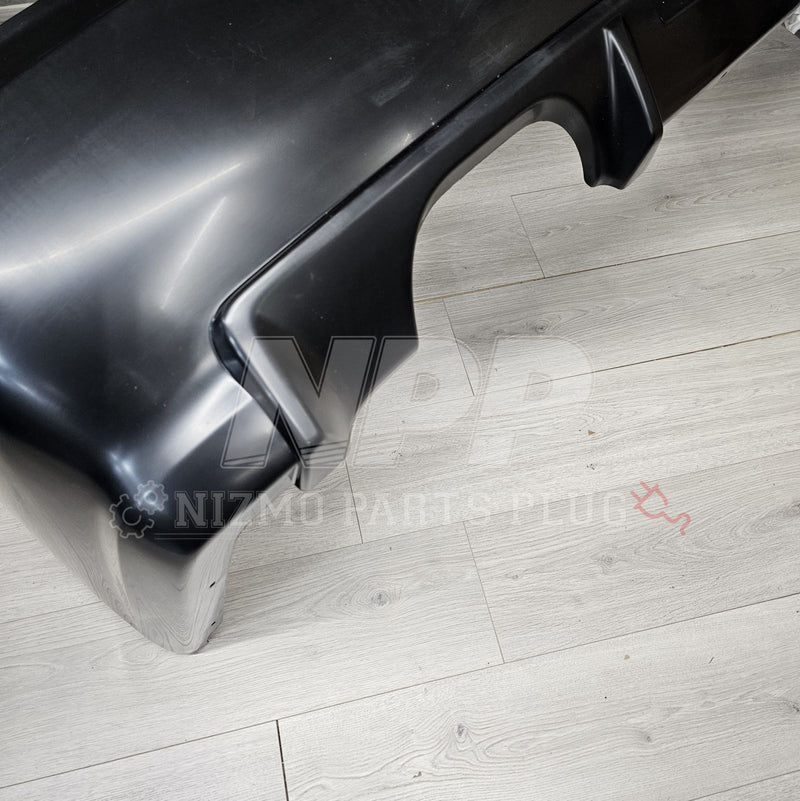ギャラリービューアに画像をロードする, Nissan R34 Skyline GTR Rear Bumper Assembly - NizmoPartsPlug