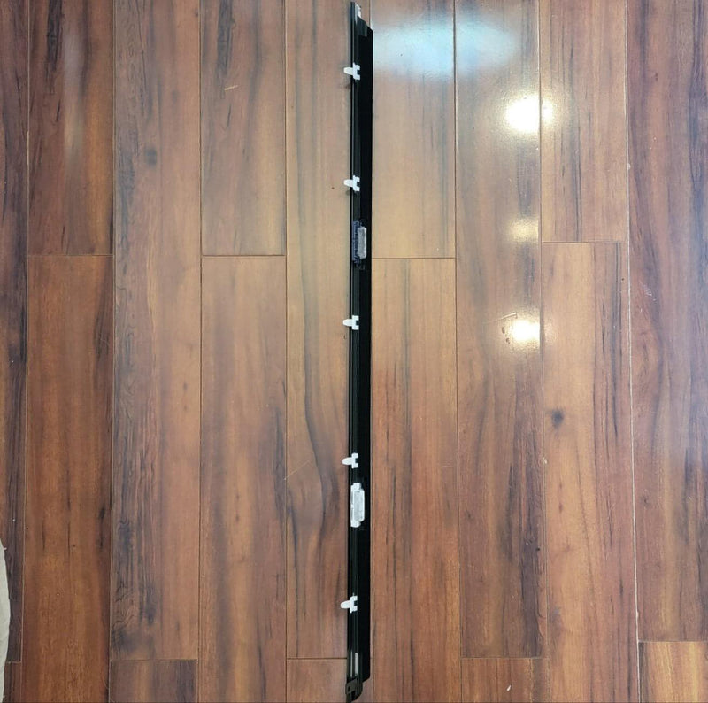 Load image into Gallery viewer, Nissan S15 Silvia RH Outer Door Belt Molding Assembly - NizmoPartsPlug