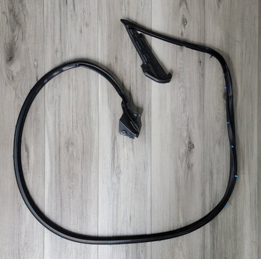 Nissan R34 Skyline Coupe RH Door Weatherstrip - NizmoPartsPlug