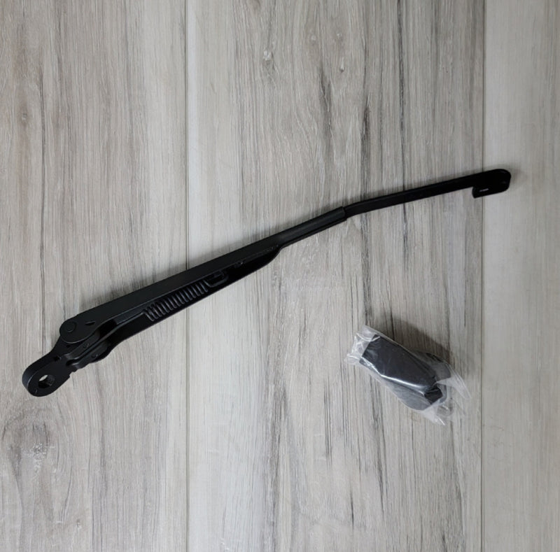 Load image into Gallery viewer, Nissan R32 Skyline Rear Wiper Arm Assembly - NizmoPartsPlug