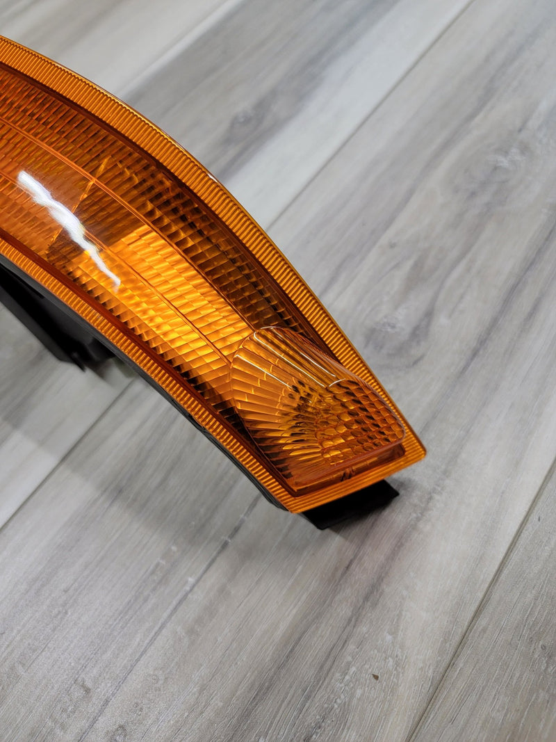 Load image into Gallery viewer, Orange JDM right-hand turn signal lamp assembly for Nissan S14 Kouki in excellent condition.