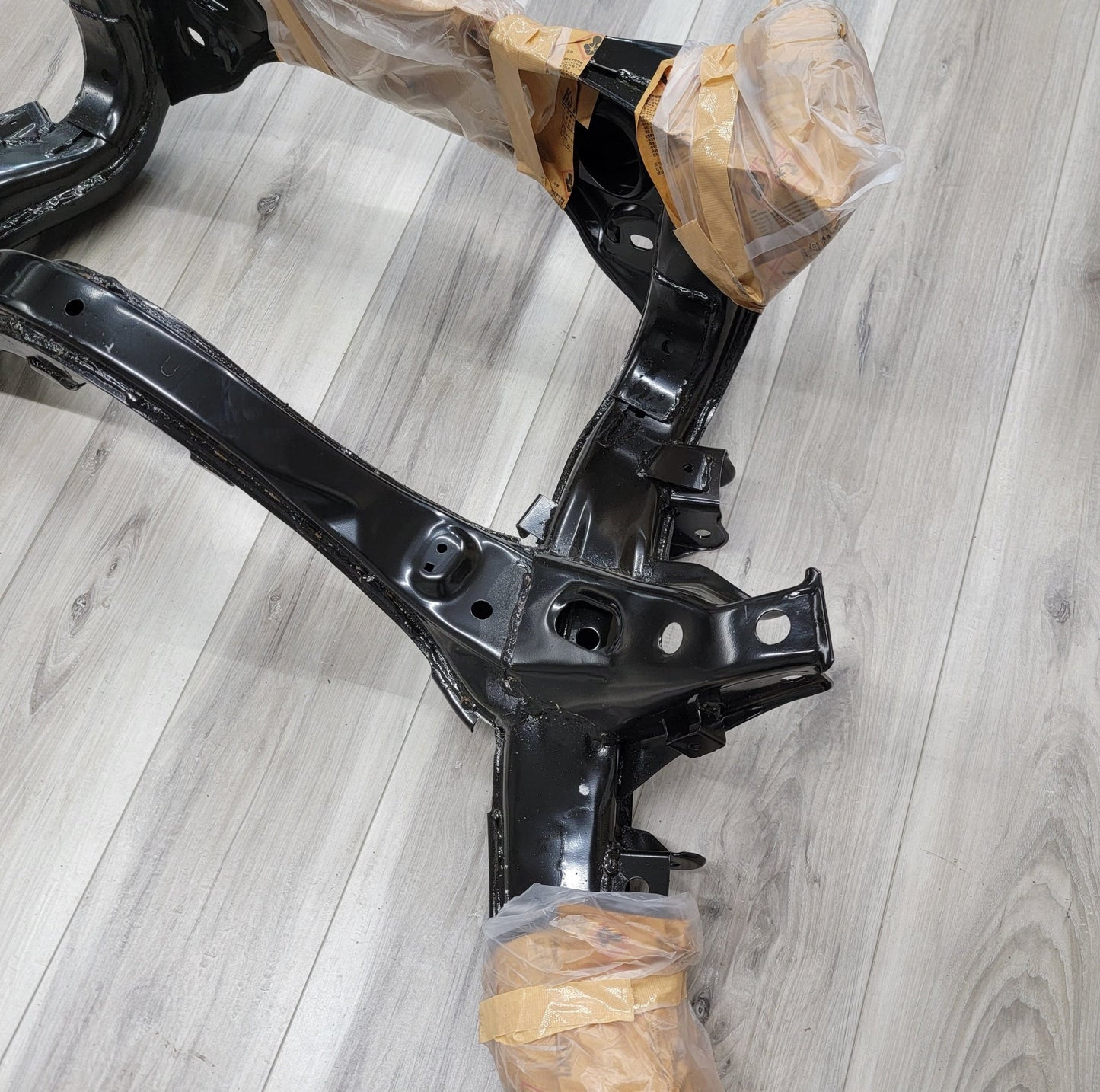 Nissan R34 Nissan Skyline GTR Rear Subframe Assembly - NizmoPartsPlug
