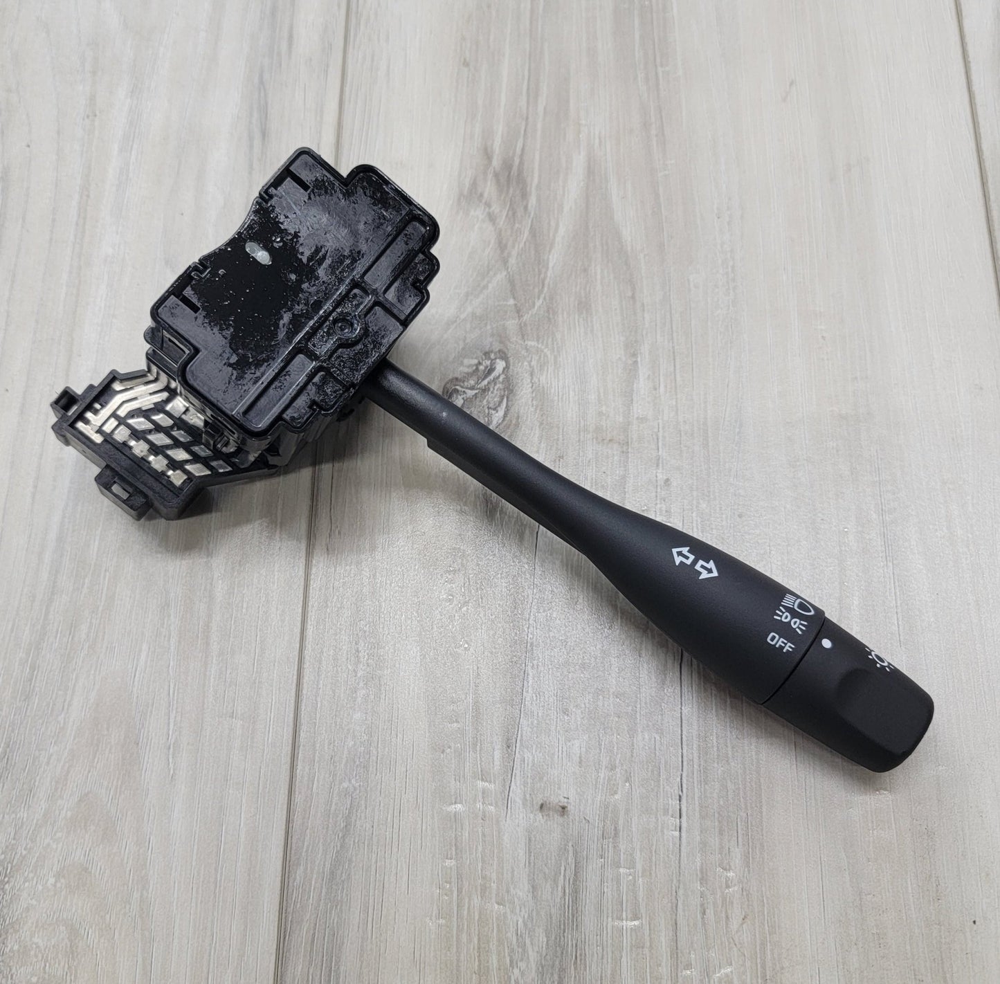 Nissan R33 Skyline GTR Turn Signal/Headlight Switch Assembly