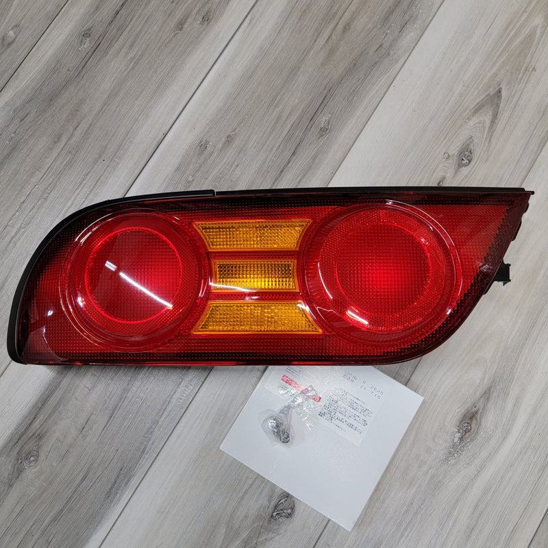 Load image into Gallery viewer, Nissan 180SX RPS13 Hatchback Type-X Taillight Set - NizmoPartsPlug