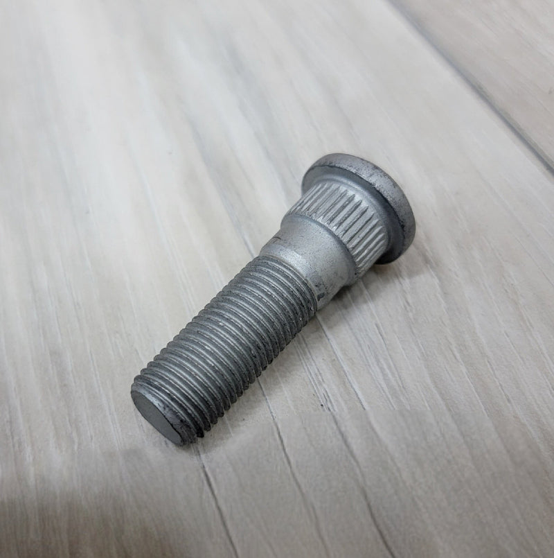 Load image into Gallery viewer, Nissan Skyline GTT Front Wheel Hub Stud (Individual) - NizmoPartsPlug