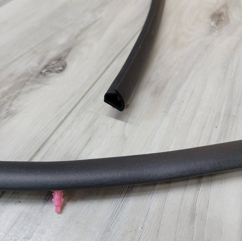 Load image into Gallery viewer, Nissan R34 Skyline GTR Front Wiper Cowl Seal - NizmoPartsPlug