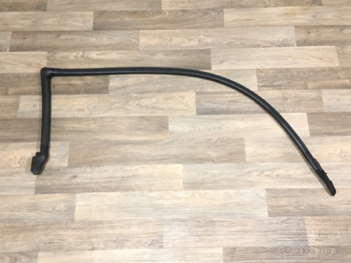 S13 180SX/240SX Upper Weatherstripping Molding Set - NizmoPartsPlug