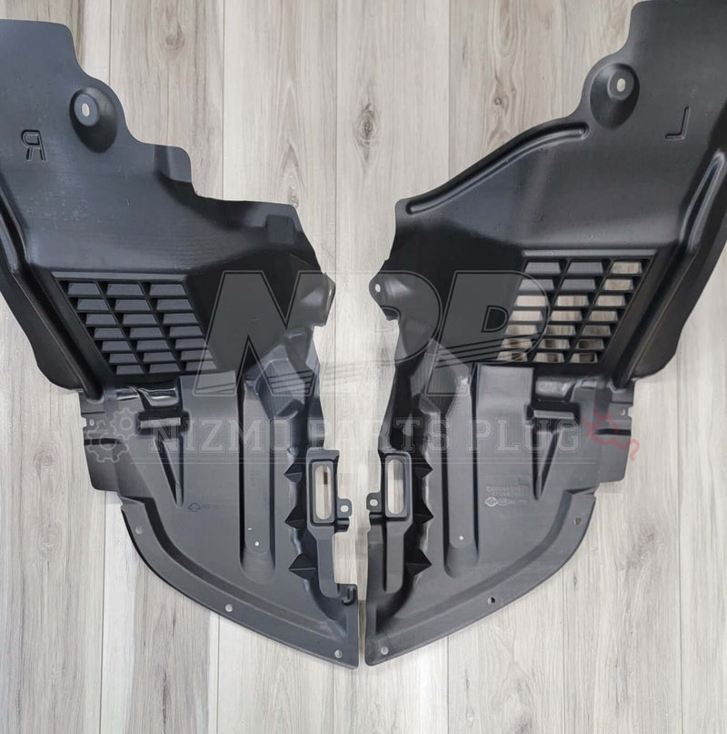 Load image into Gallery viewer, Nissan R34 Skyline GTR Front Fender Wheel Linear Protector Set (4 piece) - NizmoPartsPlug